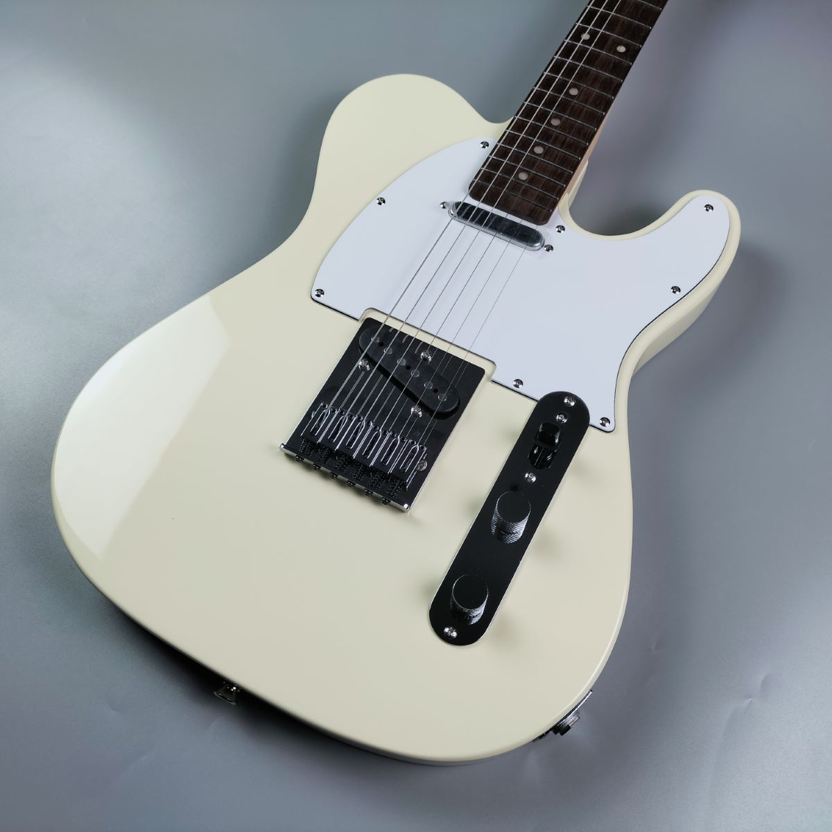 Laid BackLTL-5-R-SS White Ivory
