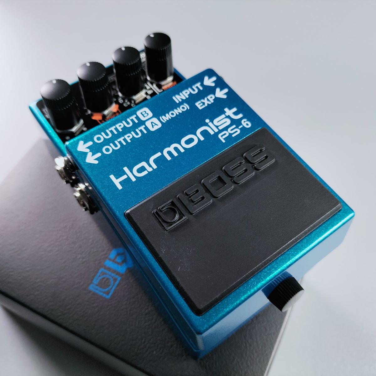 BOSSPS-6 Harmonist