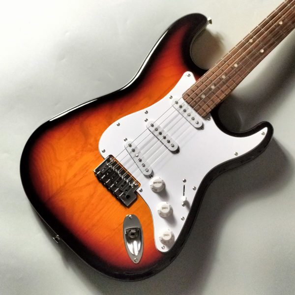 HISTORY HST-Performance 3Tone Sunburst ハムバッカー切替可能 アルダーボディ エレキギター ストラトタイプ3年保証 ヒストリー
