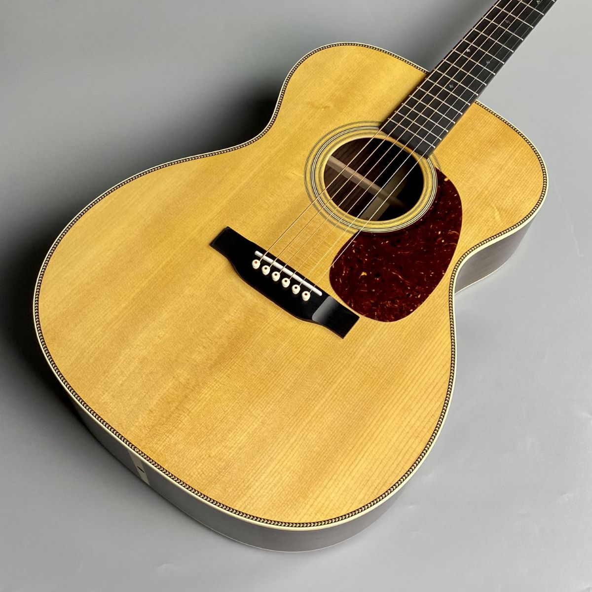 Martin 000-28 Standard