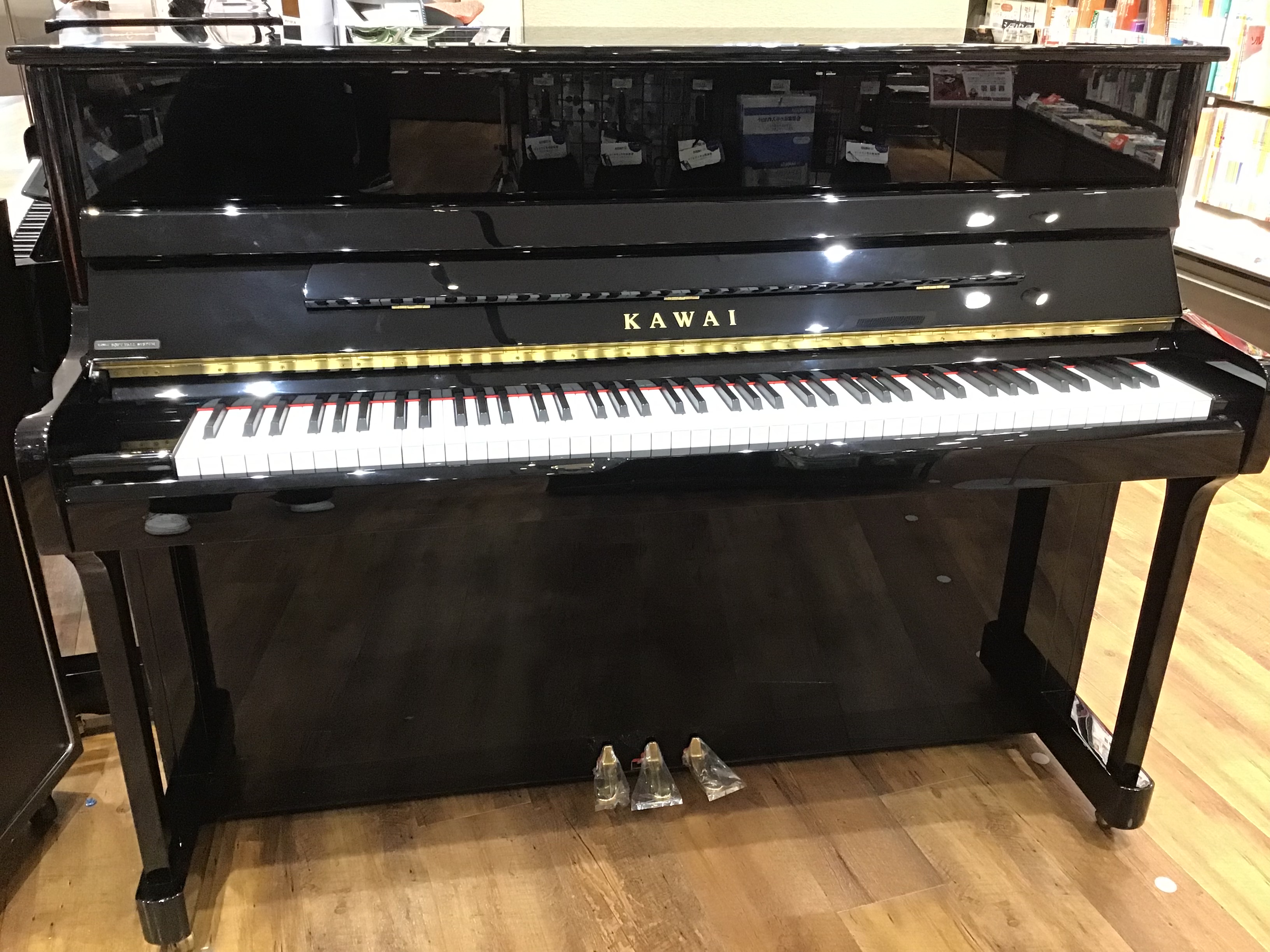 みなさまこんにちは。当店ピアノアドバイザーの日向(ひなた)です。利府店に最新入荷のアップライトピアノのご紹介です！ CONTENTS利府店アップライトピアノ総合ページはこちらスタッフよりお問合せ利府店アップライトピアノ総合ページはこちら スタッフより お問合せ