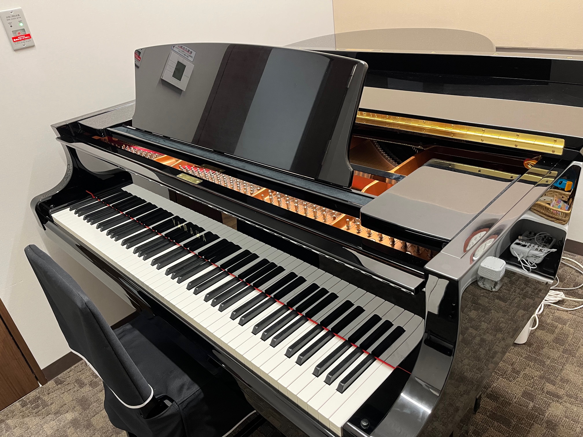 皆様こんにちは。ピアノインストラクターの坂本です。イオンモール新利府南館ではお子様～大人の方向けのピアノ教室を毎日開講しております！ピアノを始めようかお悩みの方、是非体験レッスンからいかがでしょうか？体験レッスンの他に、現在だとサロン『1か月お試しレッスン』、スクール『夏の短期レッスン』という期間限 [&hellip;]