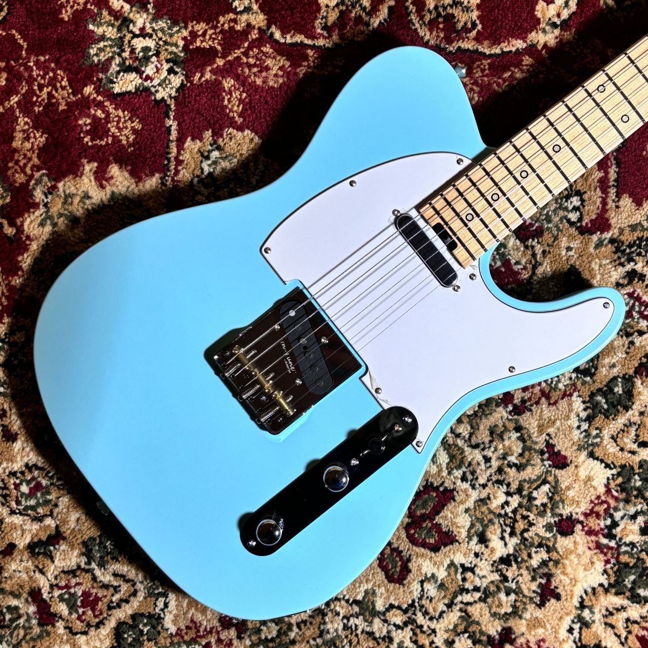 Kz Guitar WorksKz TL Trad 22 2S3 Bright Sonic Blue Satin