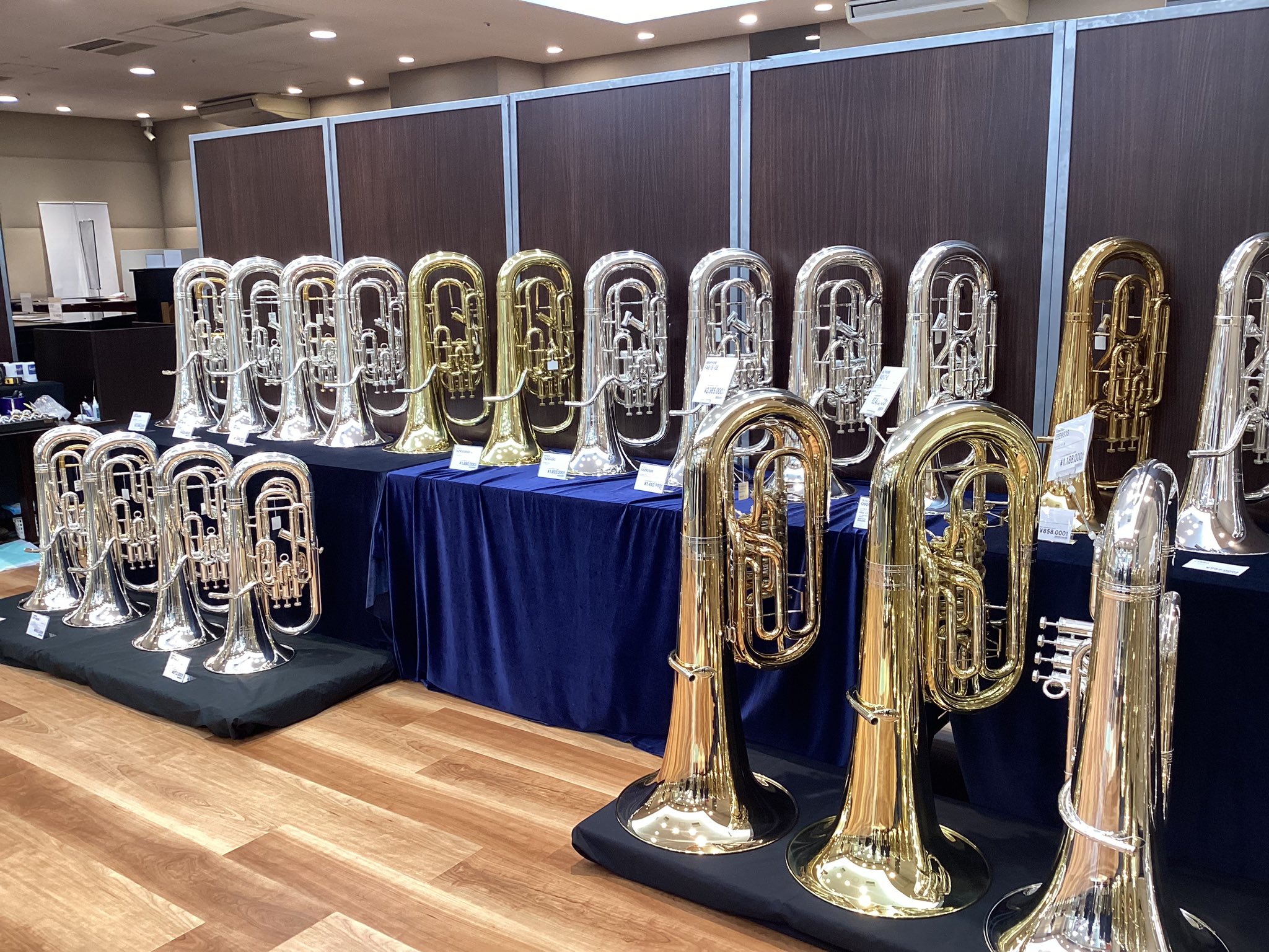 CONTENTS昨年は大好評！ユーフォニアム・チューバの祭典を今年も開催いたします昨年の会場の様子★アーティストイベント開催予定★ Coming Soon…楽器の下取承ります！◆ショッピングクレジット無金利＆低金利キャンペーン実施中！◆◆シマムラミュージックカードで分割払い手数料0円！◆お気軽にお問 [&hellip;]