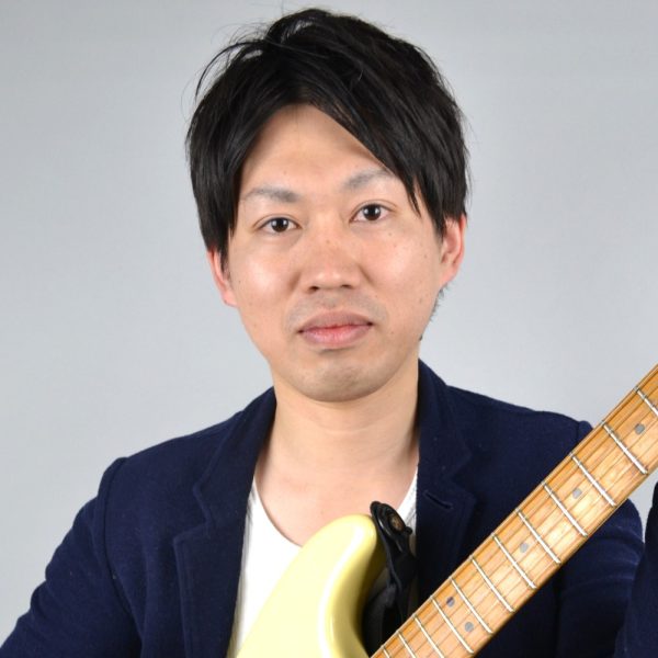 【木曜日】<br />
川野 浩 先生<br />
・アコースティックギター<br />
・エレキギター<br />
・キッズギター<br />
・ウクレレ<br />
<br />
【レッスン日】<br />
6月）4・11・18<br />
7月）2・16・30