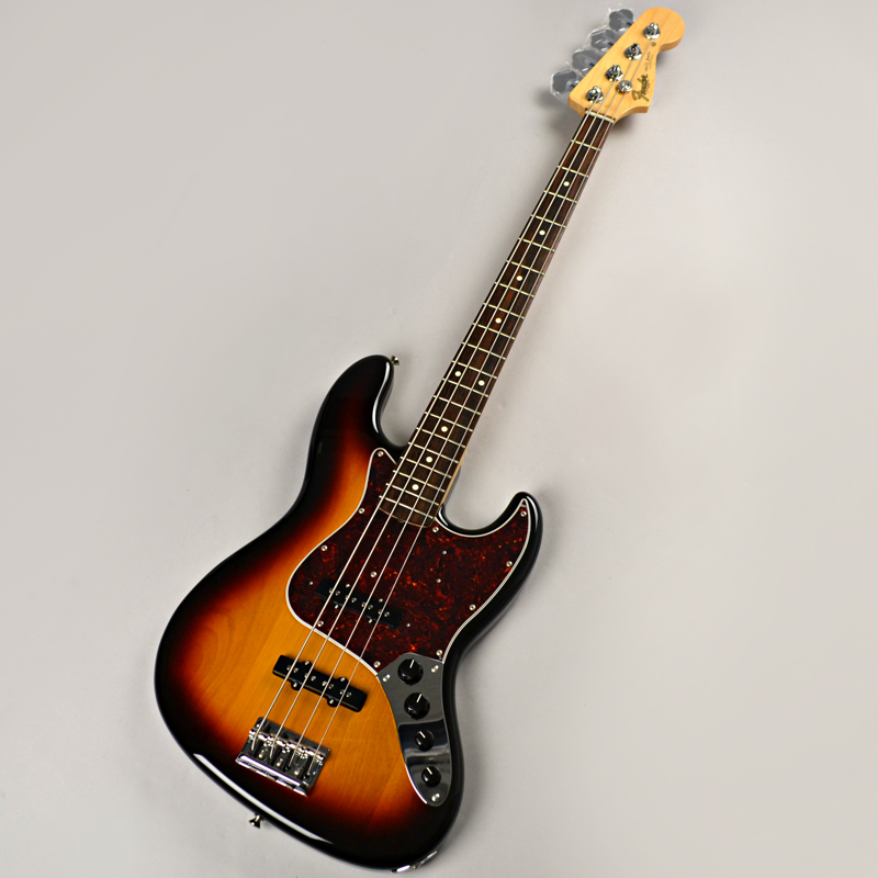 FenderMade in Japan Limited Active Jazz Bass Rosewood Fingerboard 3-Color Sunburst
