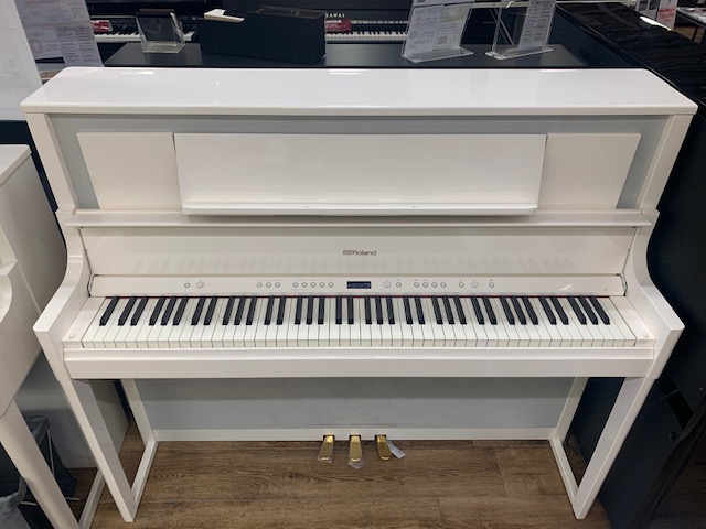電子ピアノ　木製鍵盤　8スピーカーLX708　PWS（白鏡面艶出し塗装仕上げ）《アウトレット品》