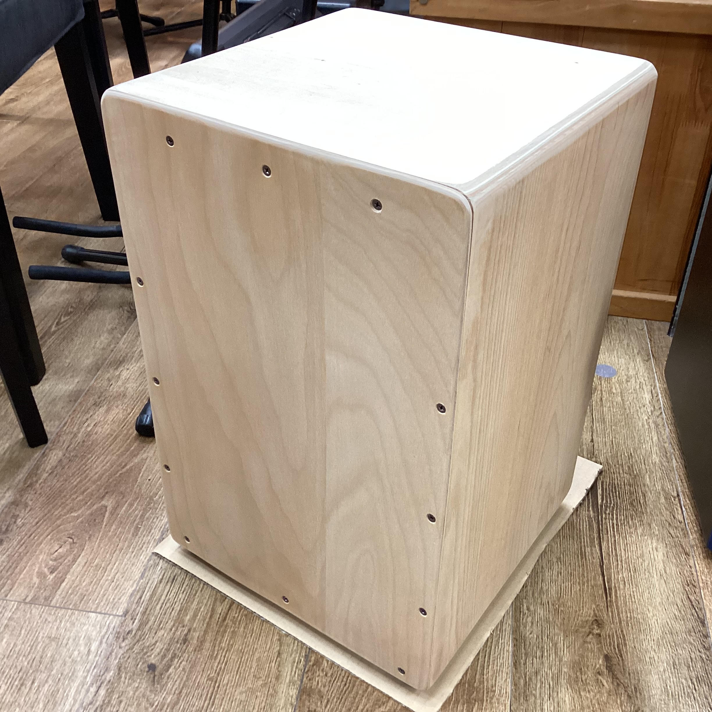 大阪発カホンメーカー「LiME Cajon」新作カホン。島村楽器初上陸！LiME Cajon canbio（カンビオ）
