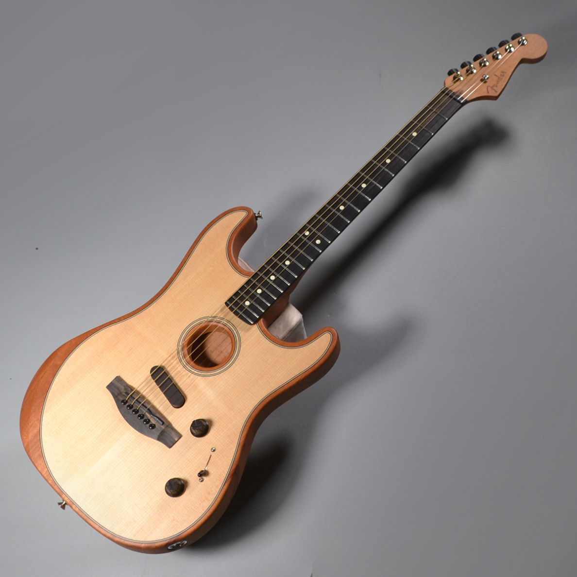 FenderACOUSTASONIC STRAT NAT