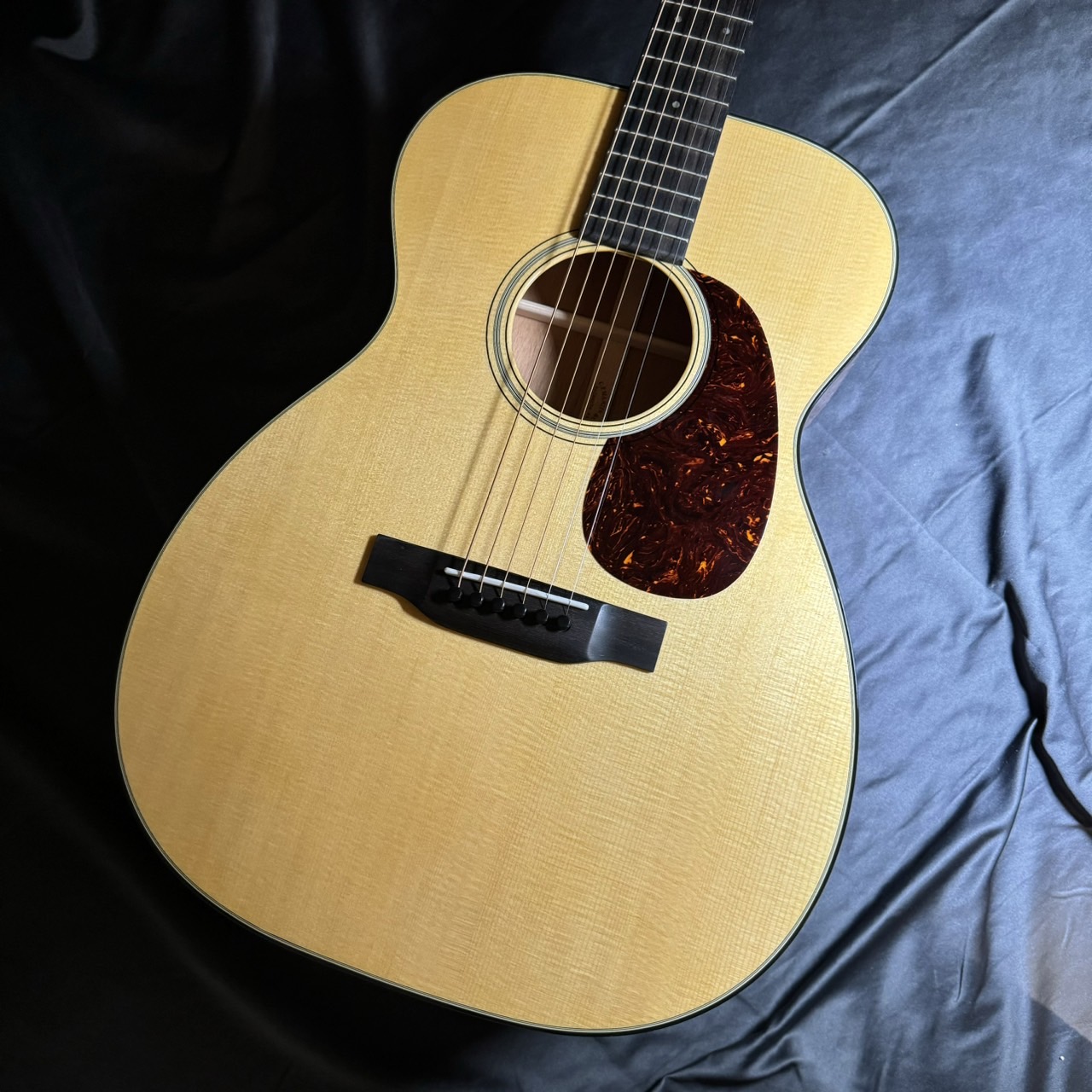 Martin00-18