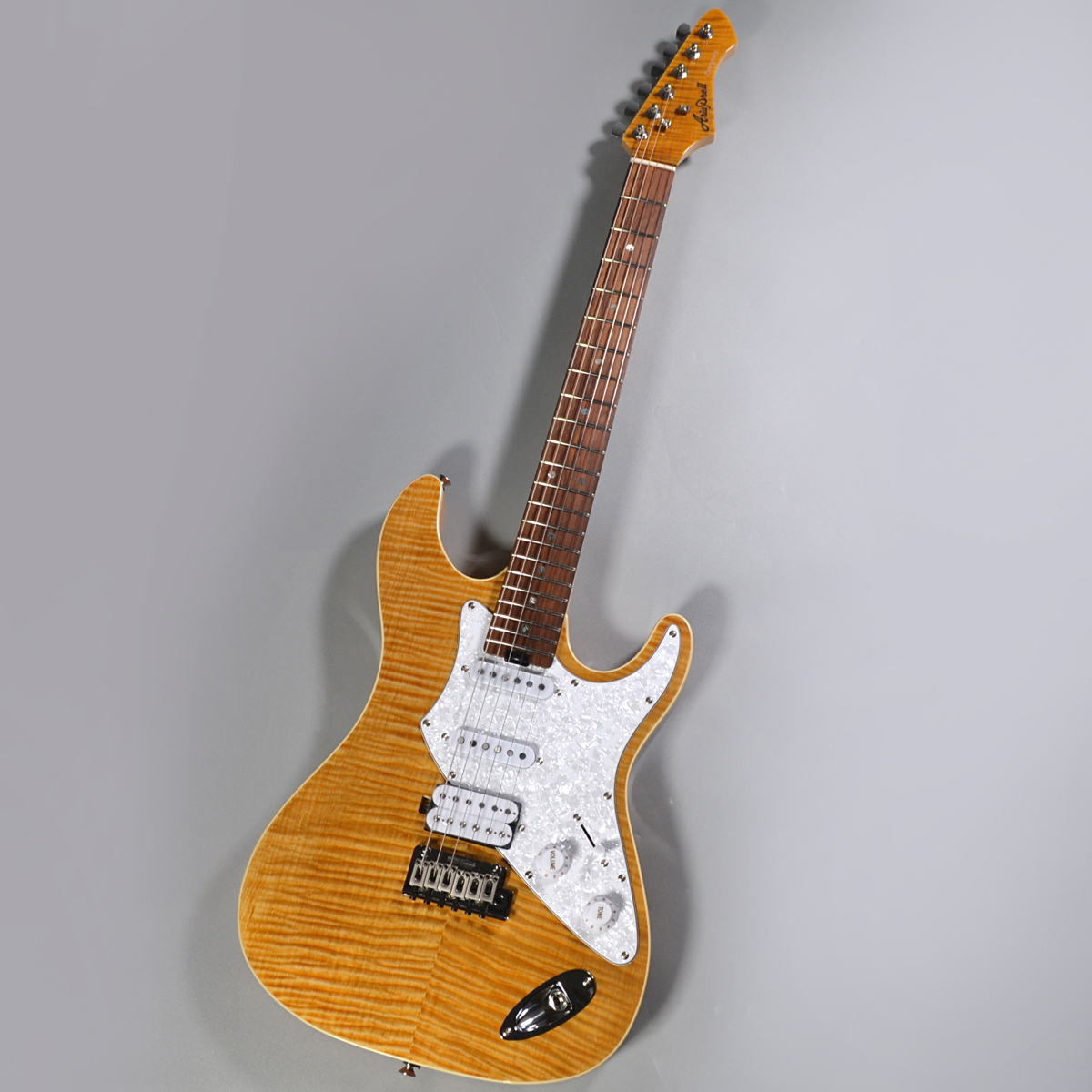 Aria Pro II714-AE200 Yellow Gold
