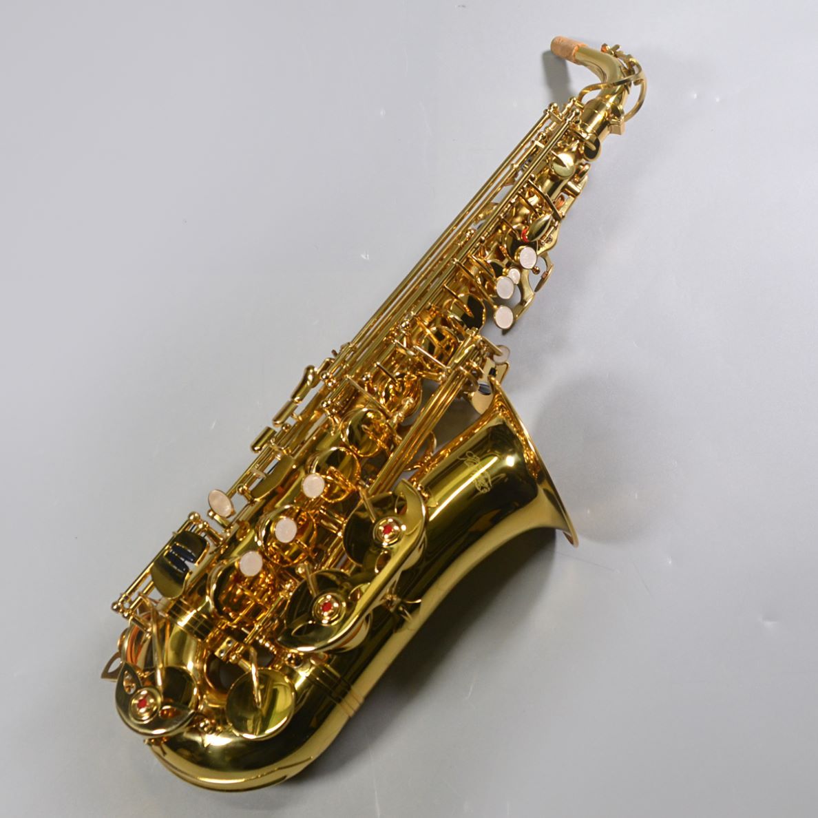 KaerntnerKAL62 アルトサックス ゴールド 彫刻入り