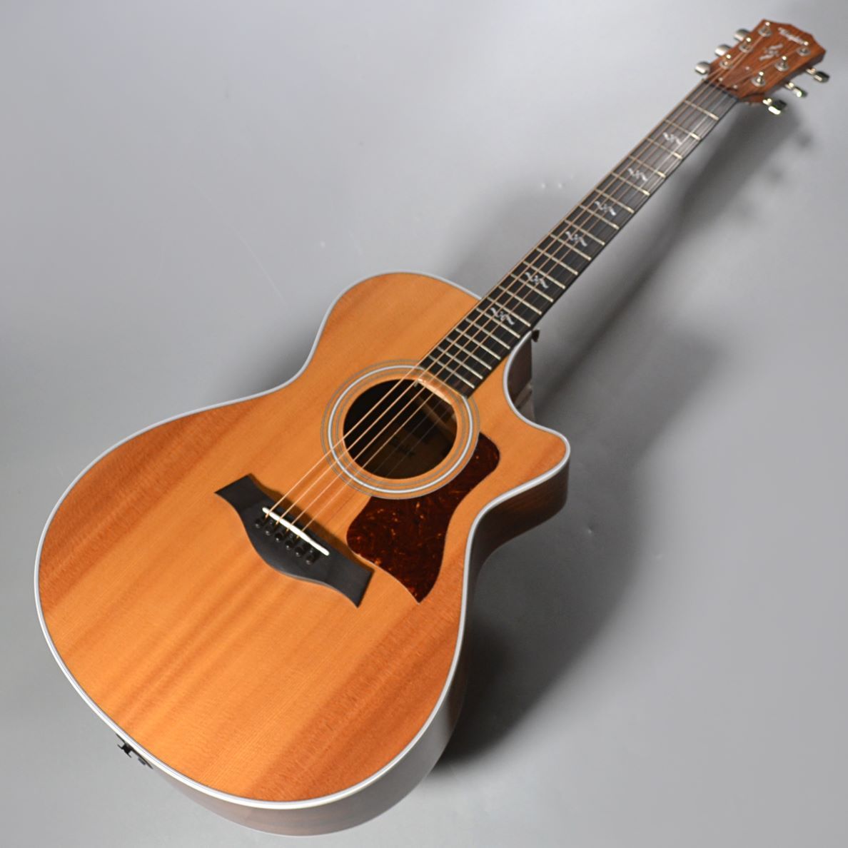 Taylor412ce RW V-Class