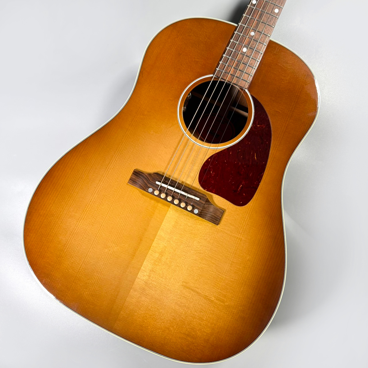 GibsonJ-45 STD Red Spruce HB