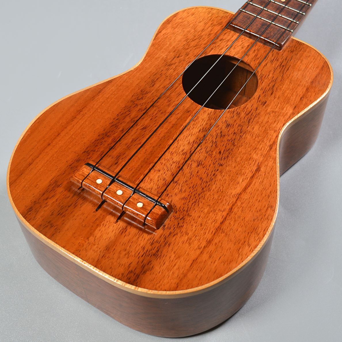 Kamaka【USED】HF-1D