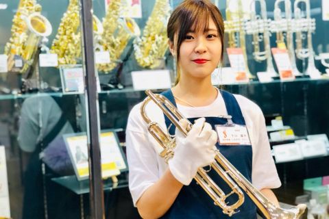 スタッフ写真 管楽器/教育楽器担当 下川