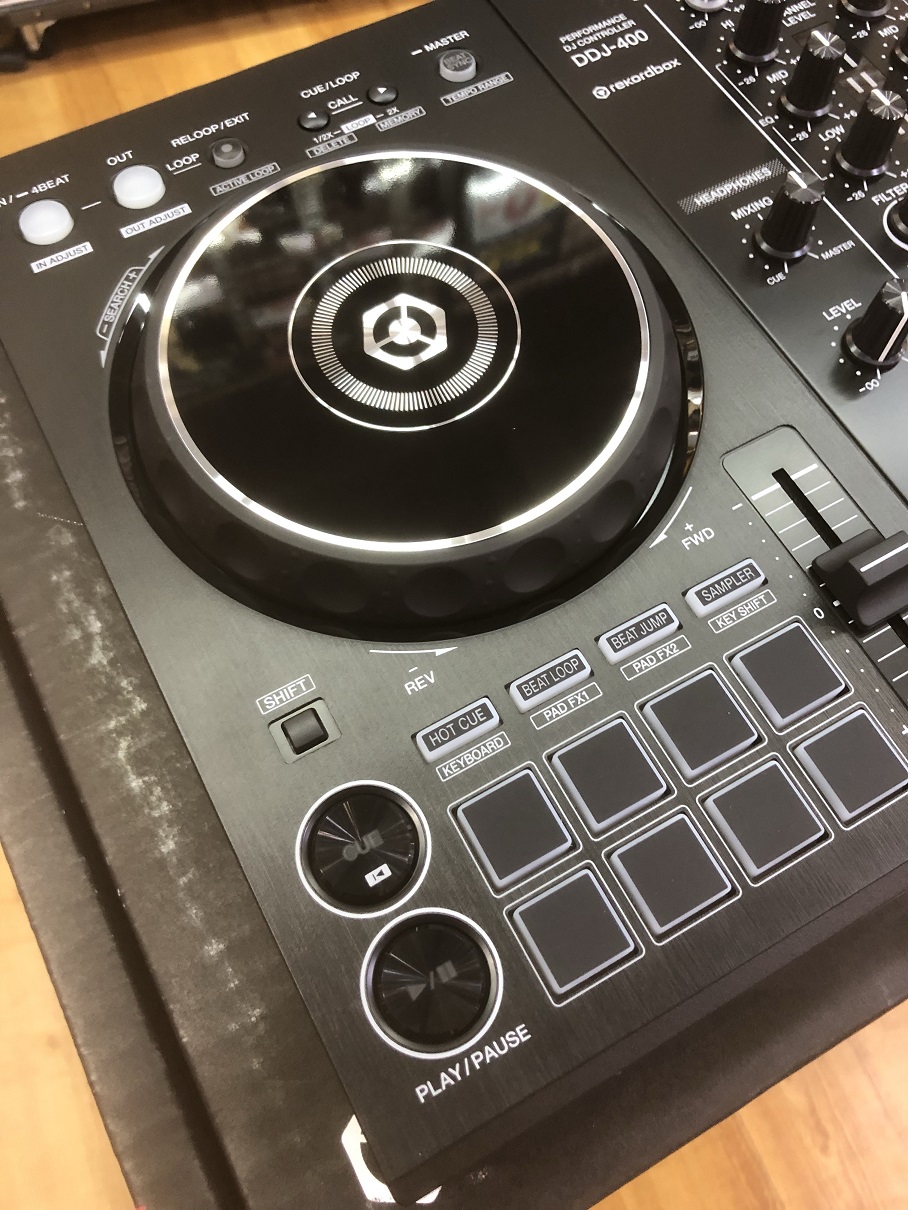 低価格で入門用に最適なDJコントローラーPioneer DJ / DDJ-400入荷!!!