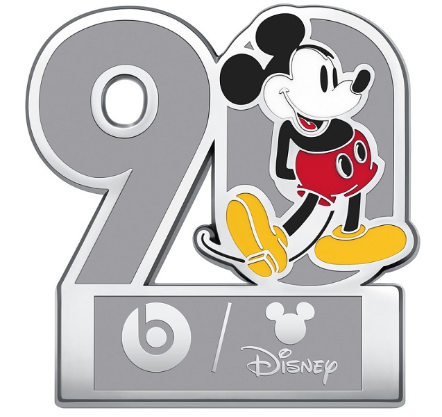 Beats solo3 wireless ミッキーマウス　生誕90周年