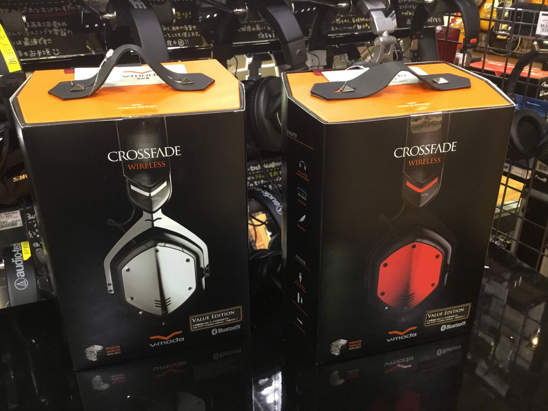 V-MODAの高音質ワイヤレスヘッドホン「Crossfade Wirelwss」が半額以下の衝撃価格で限定入荷！