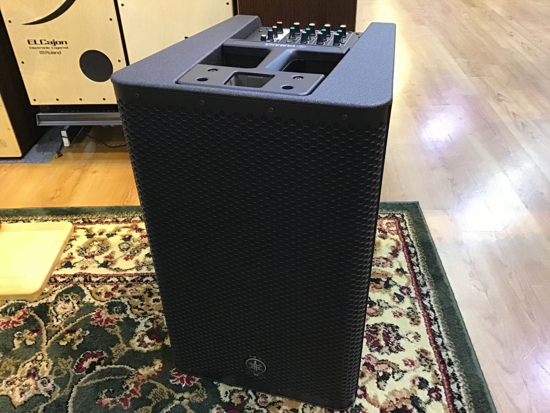 【PA】ポータブルPAシステムYAMAHA STAGEPAS 1K展示しております！