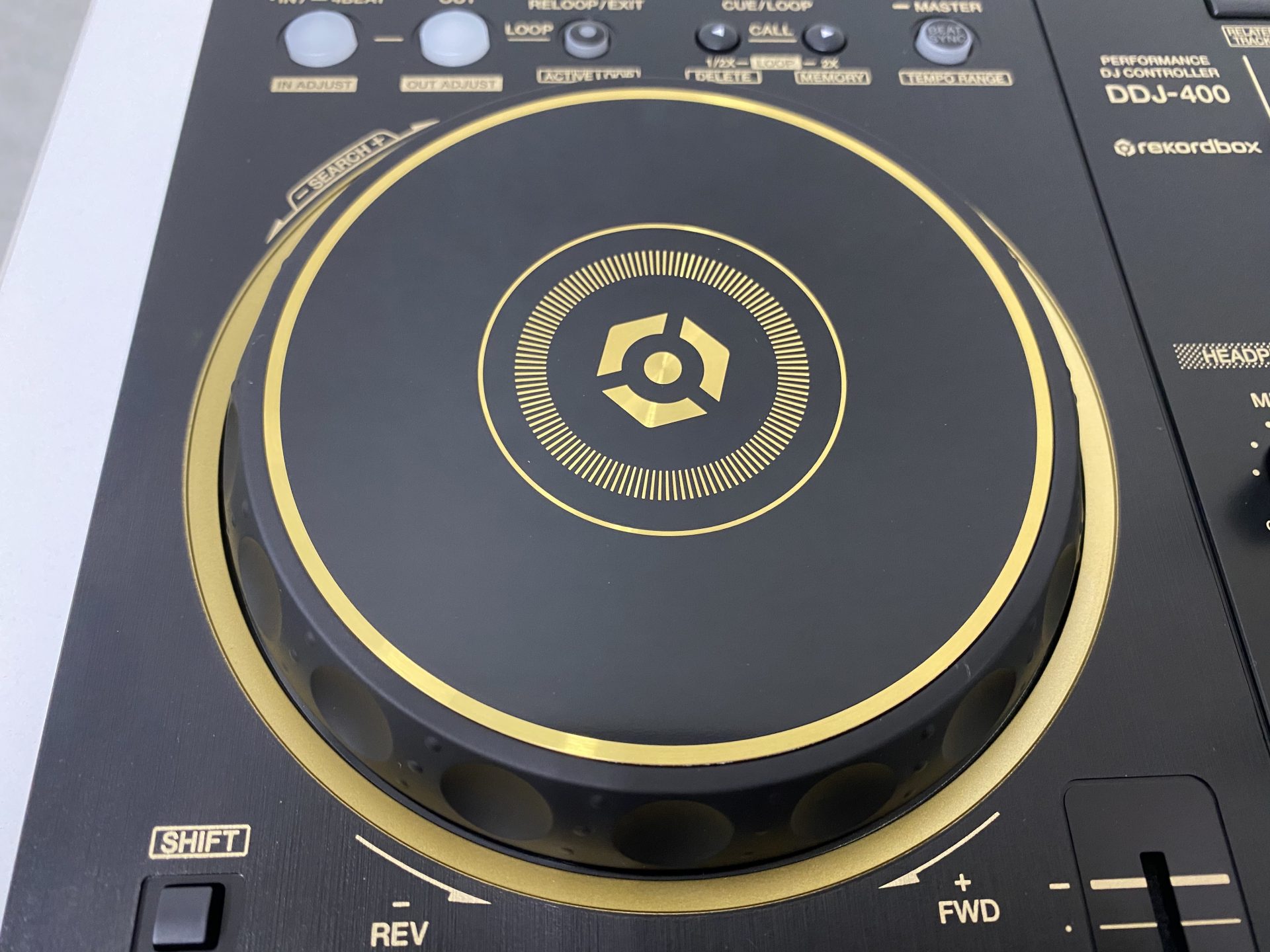 DDJ-400の限定ゴールドカラーモデル『DDJ-400-N』｜島村楽器 イオン 