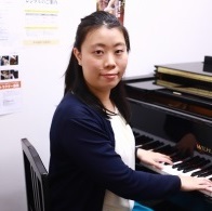 【ピアノコース・幼児の基礎音楽科講師紹介】榎本　晴香