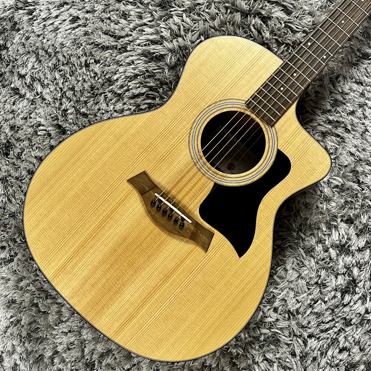エレアコギターTaylor 114ce