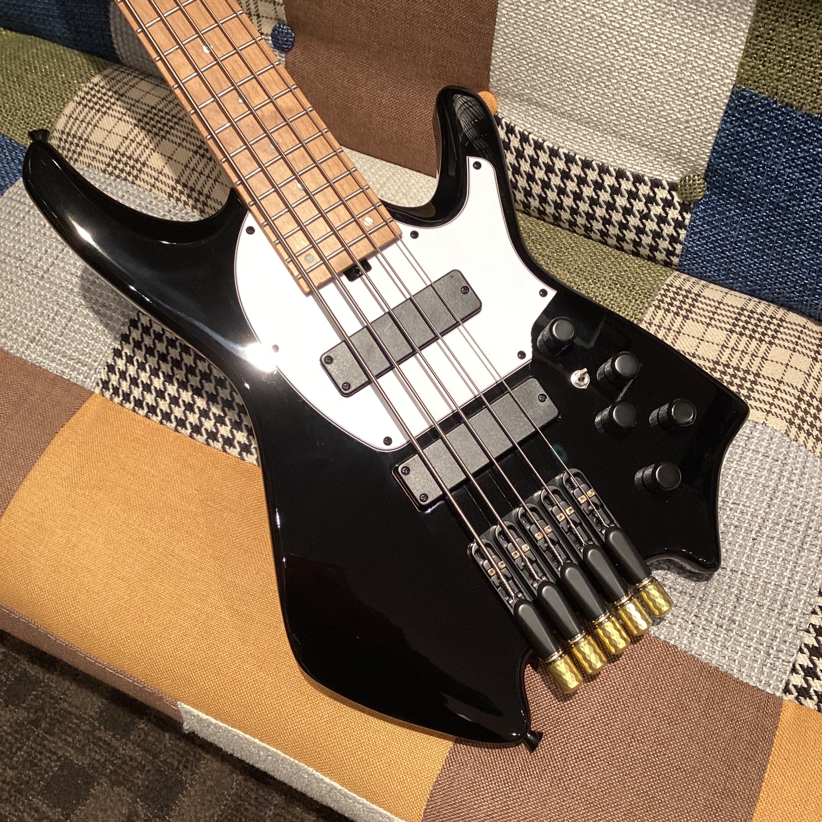 Sfida（スフィーダ）/5弦ヘッドレスベースSHB-950 BK 