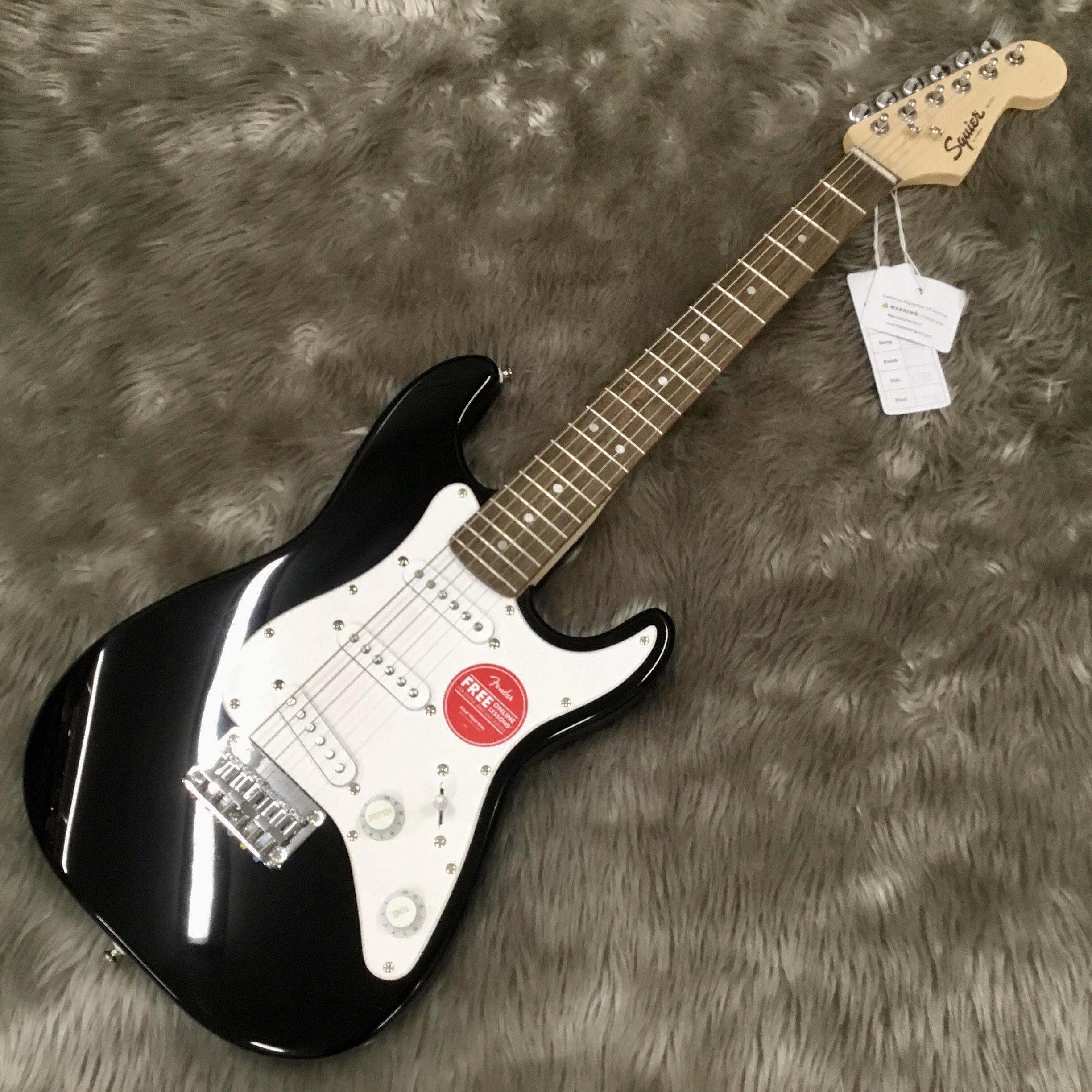 【エレキギター】スクワイヤのミニギターMini Strat V2入荷しました！