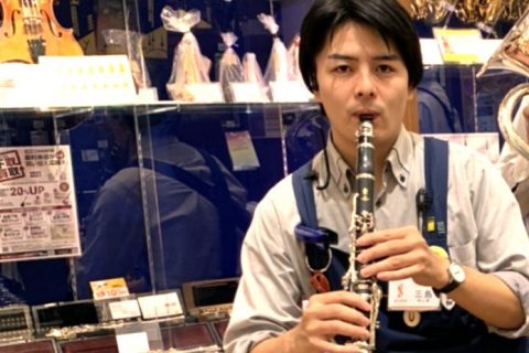 スタッフ写真 ギター・ピアノ・管弦楽器アドバイザー、ウクレレ、音楽教室 三島