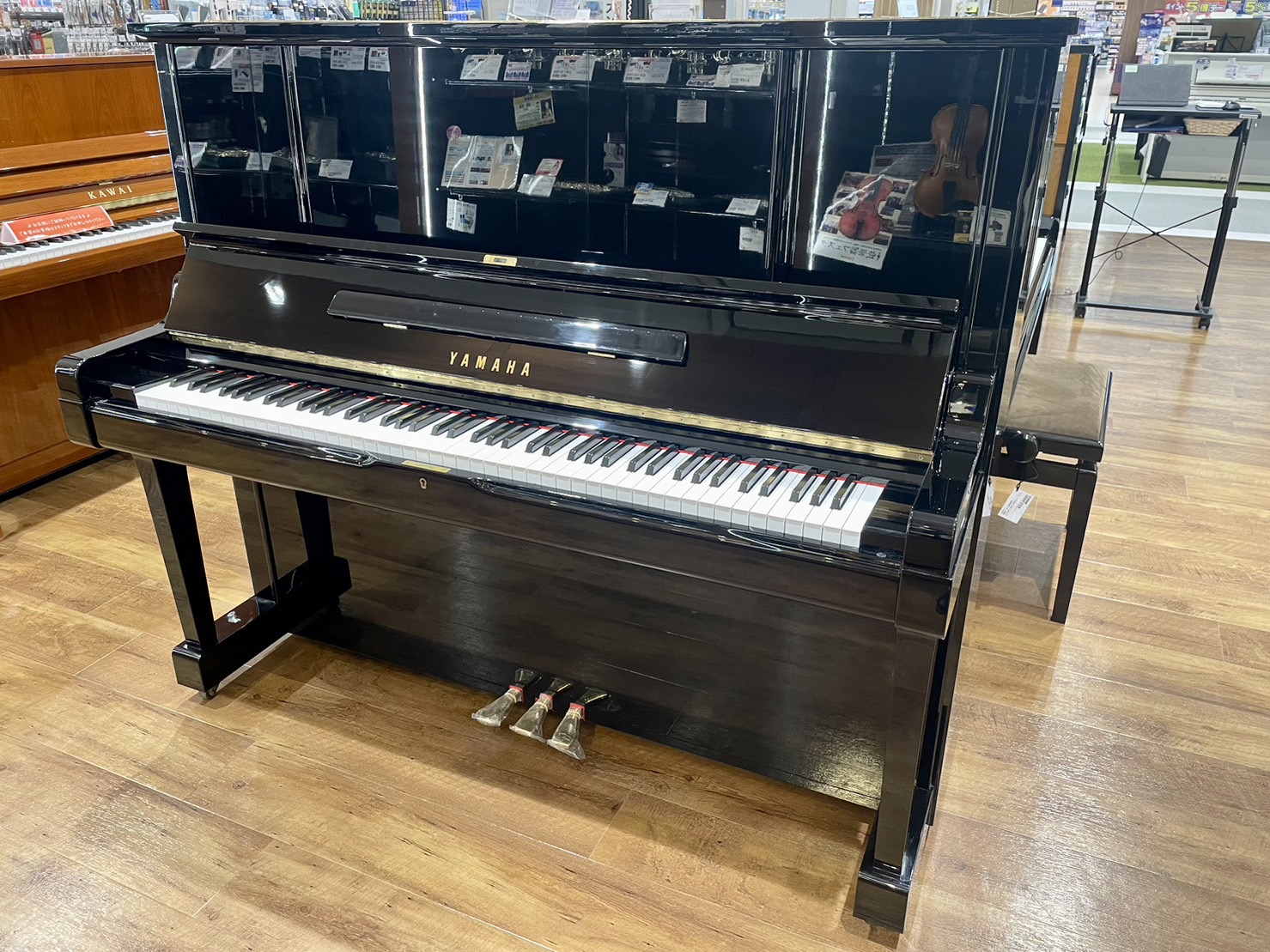 中古アップライトピアノYAMAHA/UX3
