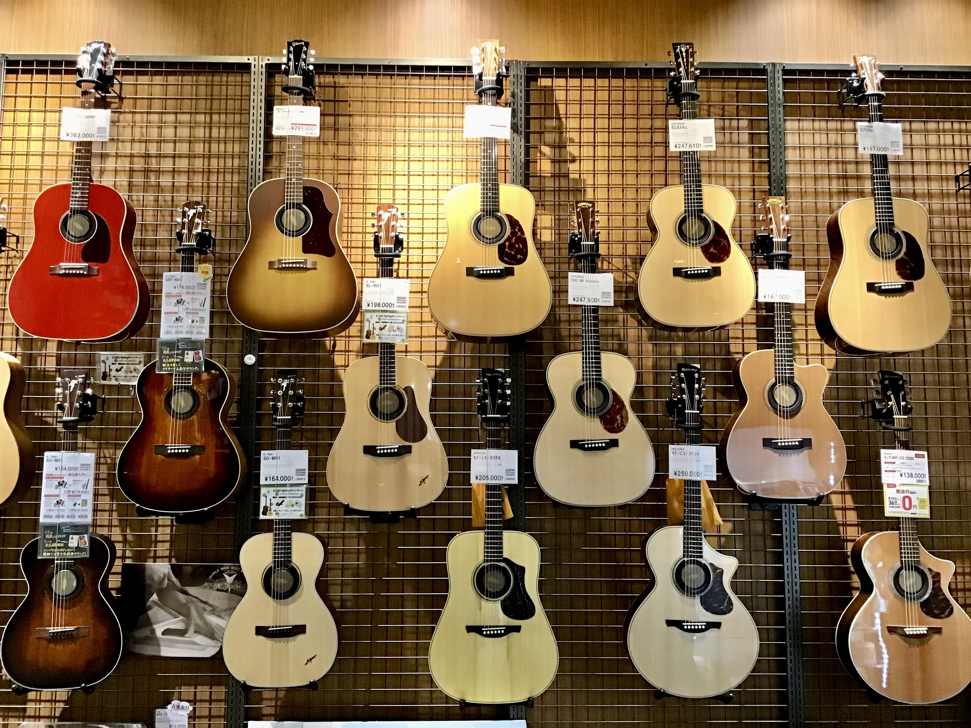 島村楽器イオンモール堺北花田店では現在、『国産アコースティックギター』を多数展示中です！！ご興味をお持ち頂けましたら、いつでもご来店ください。本物の国産品をご用意しております！！ こちらの記事では、その中の一つ。九州は福岡県久留米市に工房をもつ『ASTURIAS』のギターについてご紹介いたします。  […]