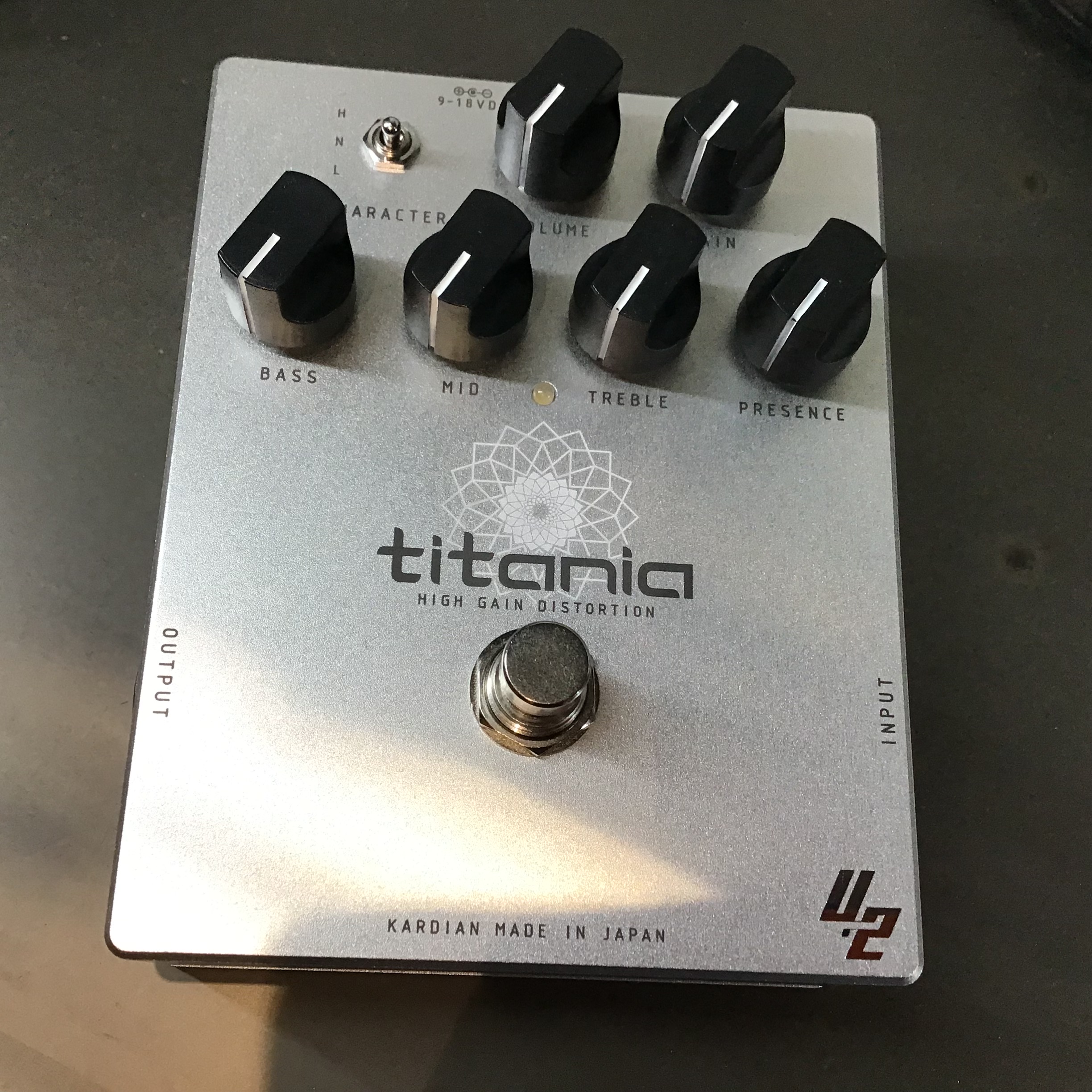 KarDiaN titania v2