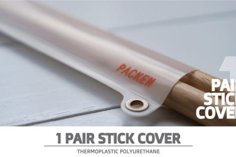 多くのドラマーの方とお話をする中で「念のためいつもスティックをワンペア持ち歩いています」と言う声をよく耳にします。他の楽器は家で練習することが可能な場合が多いなかドラムは音や大きさの問題もありスタジオでの個人練習の頻度が高く、そのため隙間時間にも行くことが出来るようにスティックを持ち歩いているのだと [&hellip;]