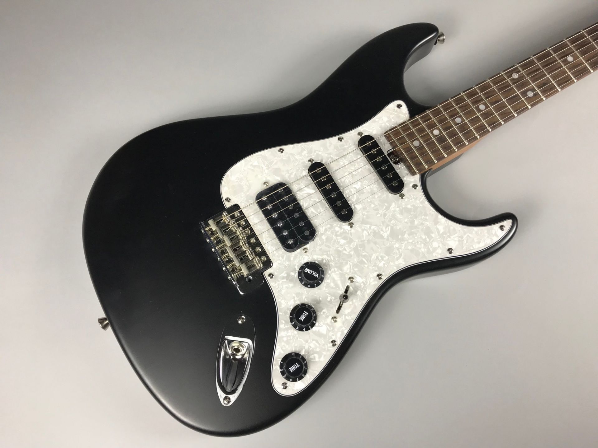 【入荷情報】Bacchus – G-STUDIO ALL MAHO　オールマホのストラト