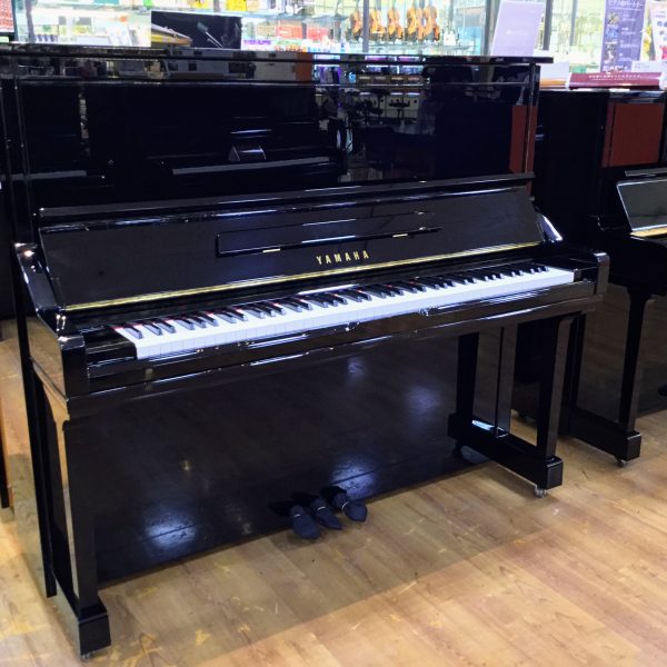 ■ヤマハ　中古ピアノ<br />
・YU3<br />
・背高131㎝<br />
・￥715,000