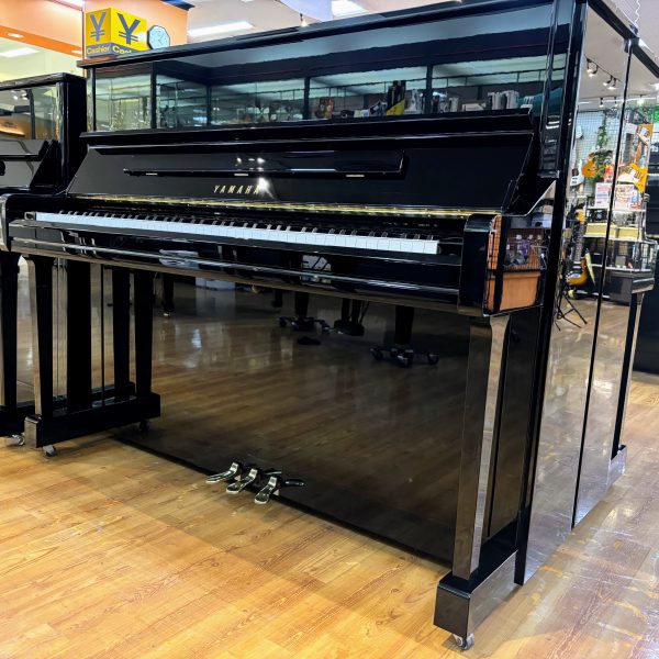 ■ヤマハ　中古ピアノ<br />
・YU11<br />
・新入荷<br />
・背高121㎝<br />
・￥660,000