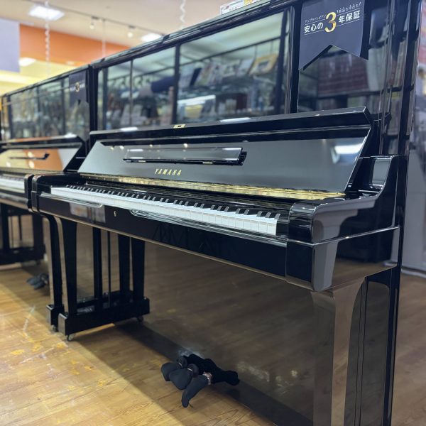 ■ヤマハ　中古ピアノ<br />
・UX3（1987年製造）<br />
・背高131㎝<br />
・￥616,000