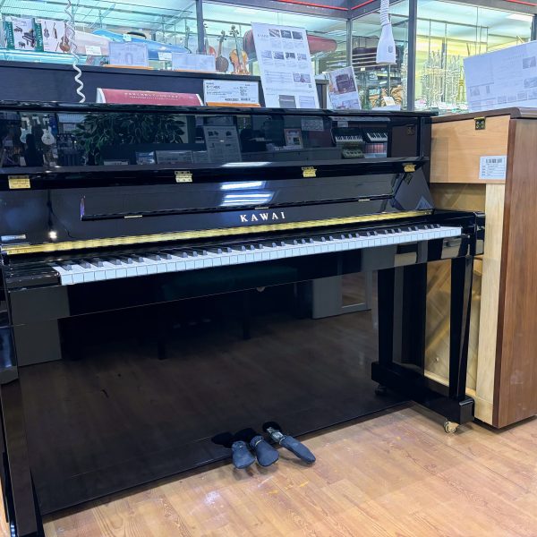 <br />
■カワイ　新品ピアノ<br />
・新入荷<br />
・背高113㎝<br />
・￥698,000<br />
<br />
コンパクトサイズで強弱表現をしっかりできるピアノです。