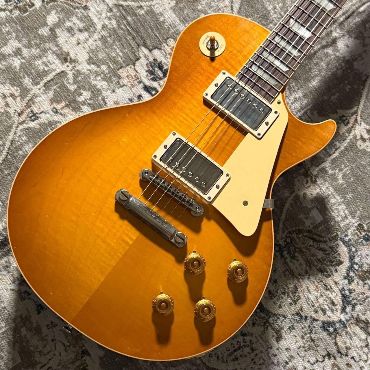エレキギター／レスポール・カスタムショップ製Gibson Custom Shop 1958 Les Paul Standard VOS /Lemon Burst/SN:841371/3.73kg