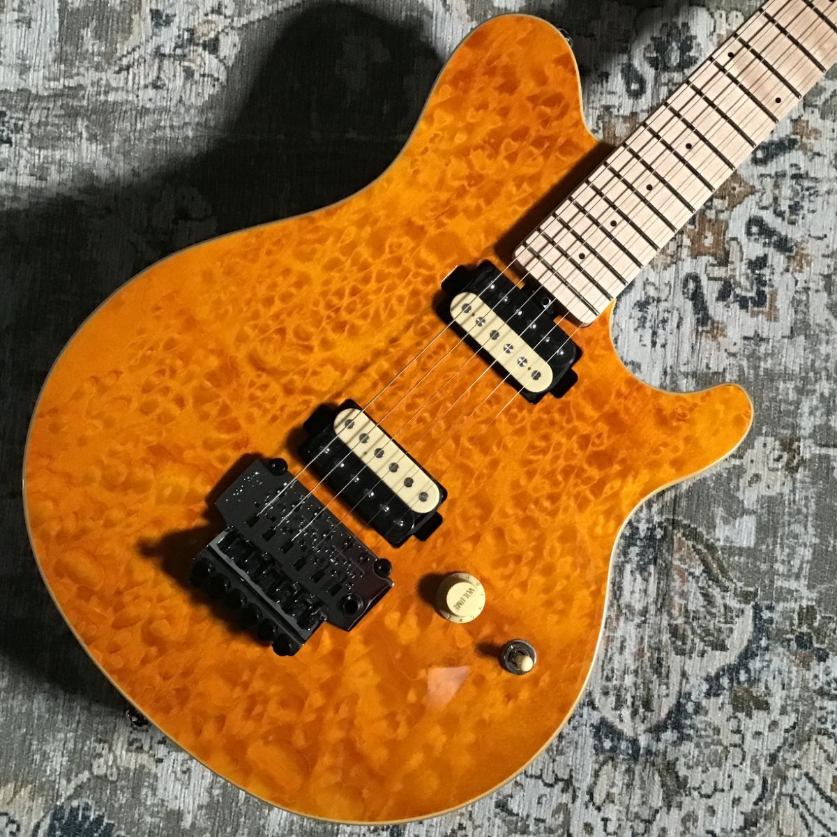 エレキギターSTERLING by Musicman AXIS AX40-TGO-M / Trans Gold / 3.45kg