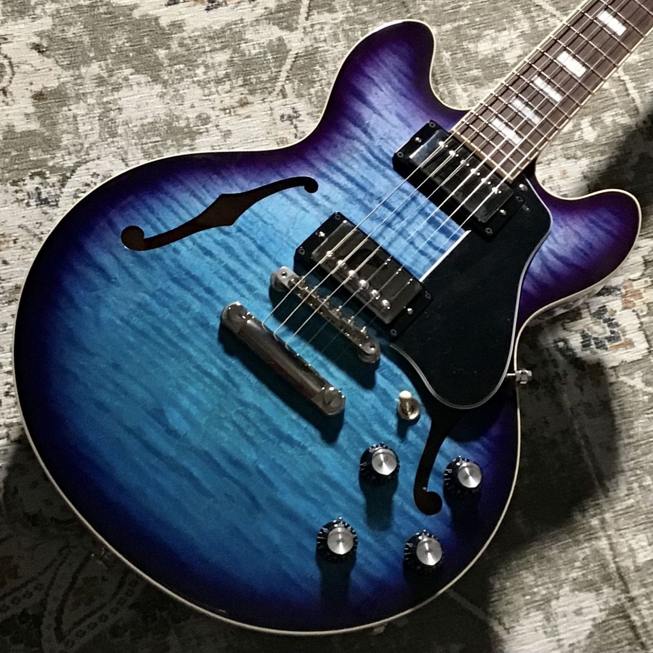エレキギター／セミアコースティック・ギターGibson ES-339 Figured Blueberry Burst #210040247