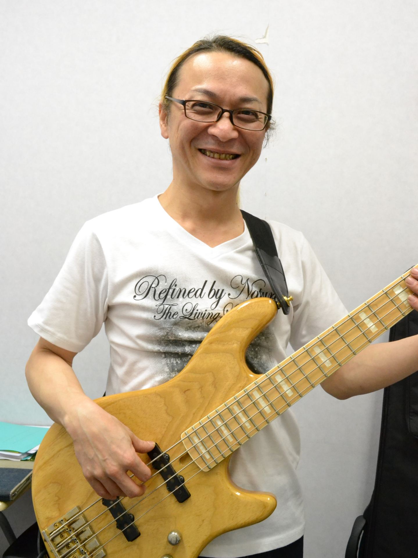 *竹内　聡　担当曜日:日曜日 *講師へインタビュー **Q.指導コースを教えてください エレキベース、ウクレレです。 **Q.得意とする演奏ジャンルや好きな音楽を教えて下さい ジャズ・ロック・ポップスです。 **Q.どんな方がレッスンに通っていますか？ あらゆる年齢層の方がいらっしゃいます。 皆さん […]