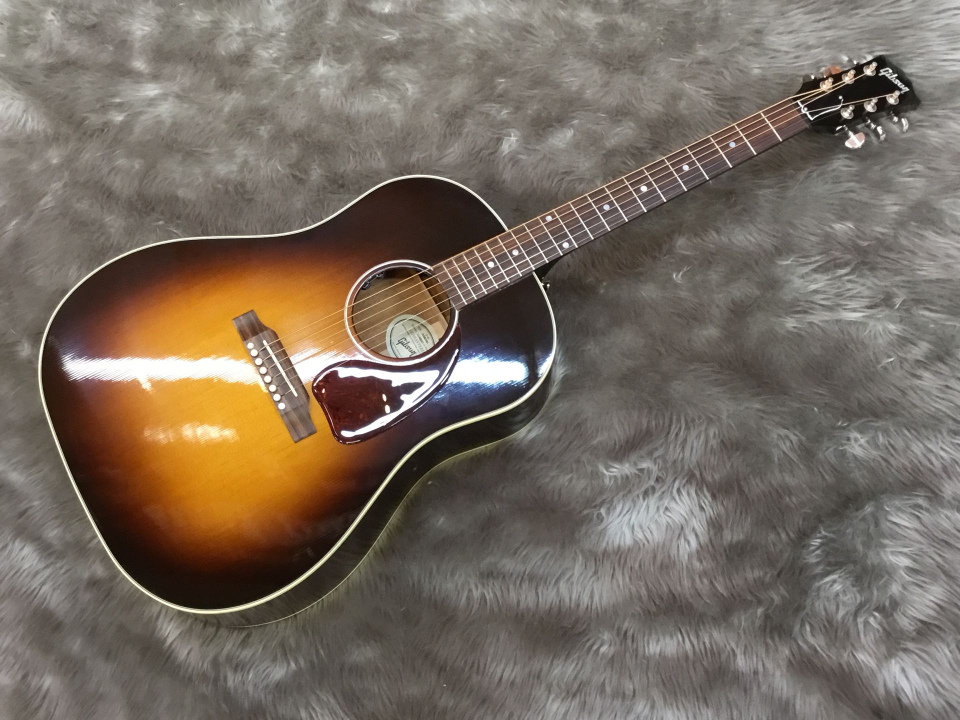 【アコースティックギター】Gibson 展示モデルのご案内