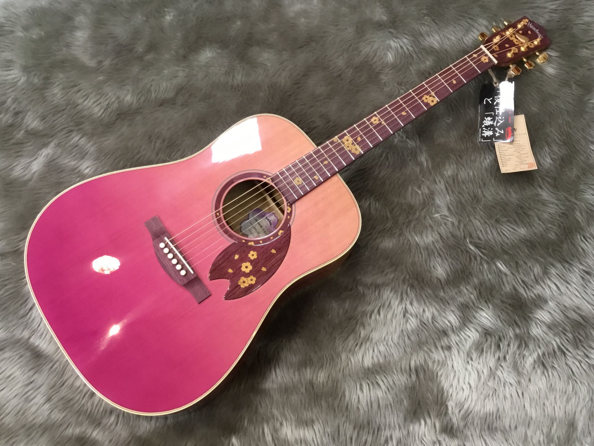 *売り切れ続出の人気ギターHEADWAY桜シリーズが期間限定展示！ **HD-SAKURA 2019 |*品番|*売価(税込)| |HD-SAKURA 2019|[!￥302,400!]| 桜シリーズ一番人気のギターです。]]2019年モデルは華やかなグラデーションのカラーリングとなりました。]]粒 […]