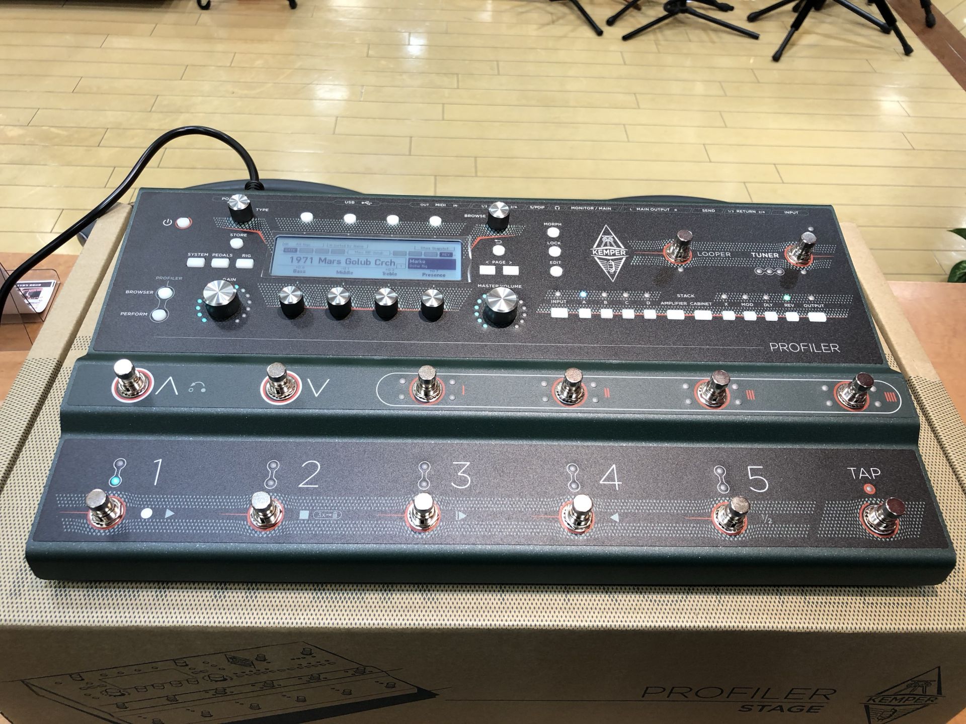 KEMPER PROFILER STAGE入荷しました！