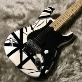 EVH Stripe Series White with Black Stripes入荷しました！