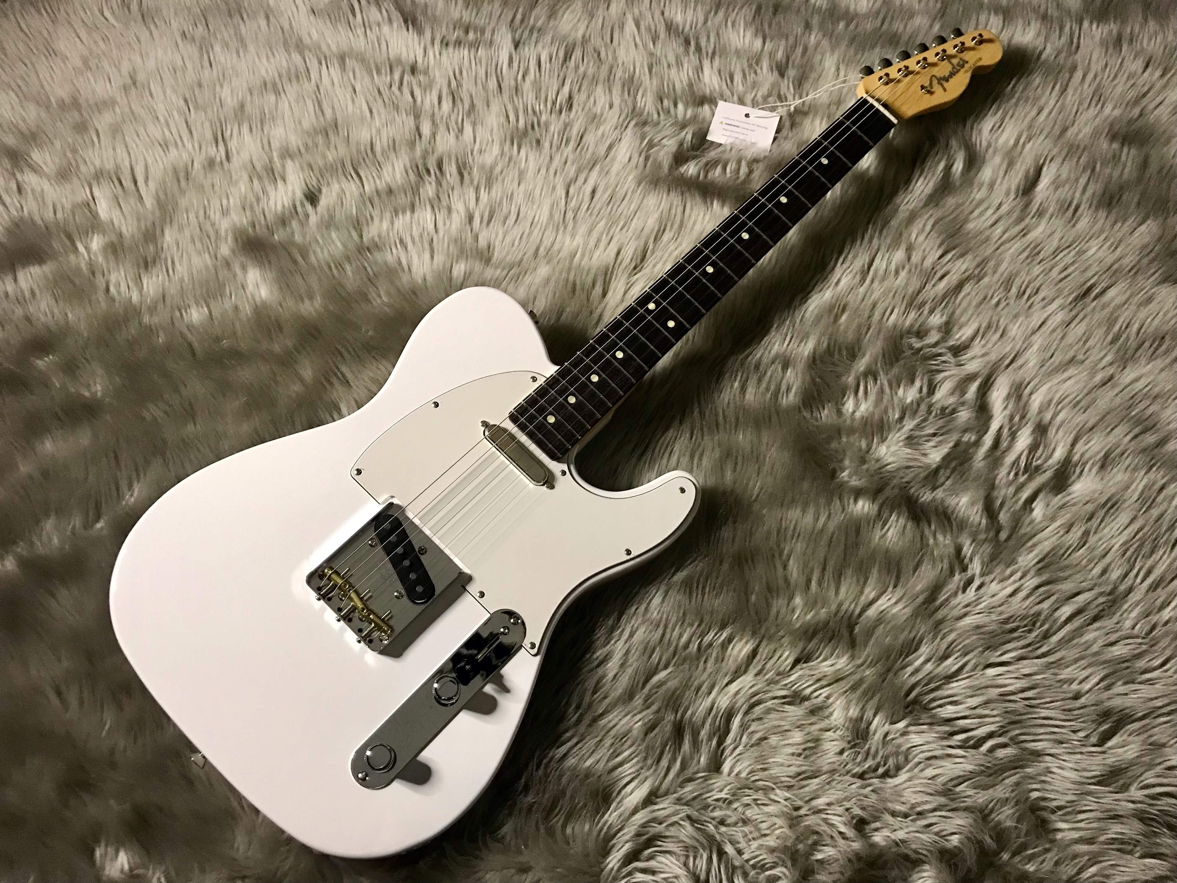 エレキギターHYBRID II TELECASTER