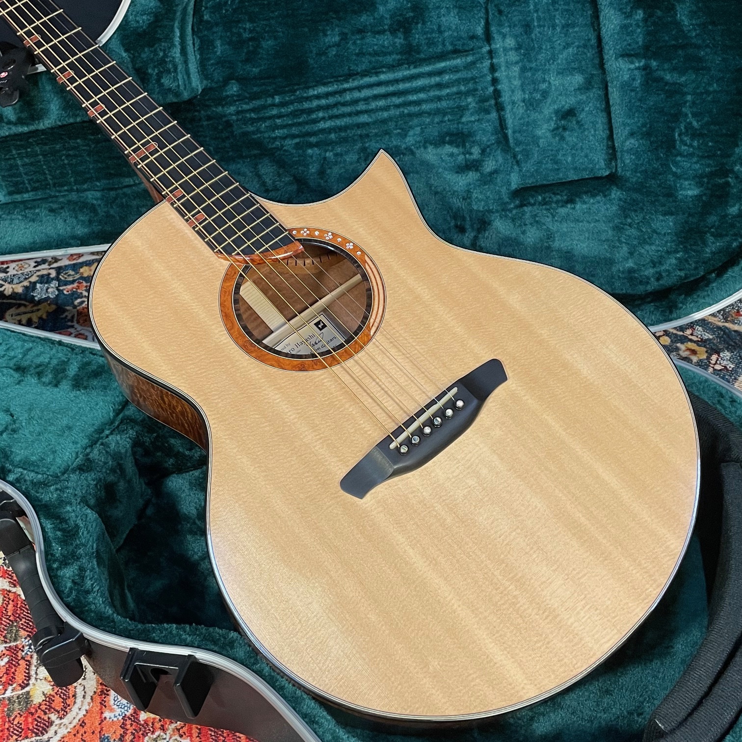 HAYASHI GuitarsHatsune SJ-C LS
