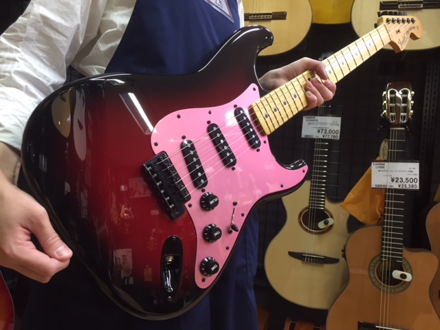  Fenderラルク KEN モデル